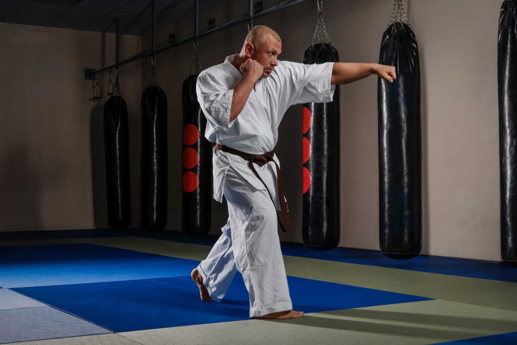 sztuki walki takie jak karate mogą przybierać także formę sportów walki